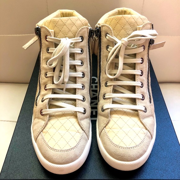 Chanel 38.5 High Top Sneaker Beige - Picture 1 of 7